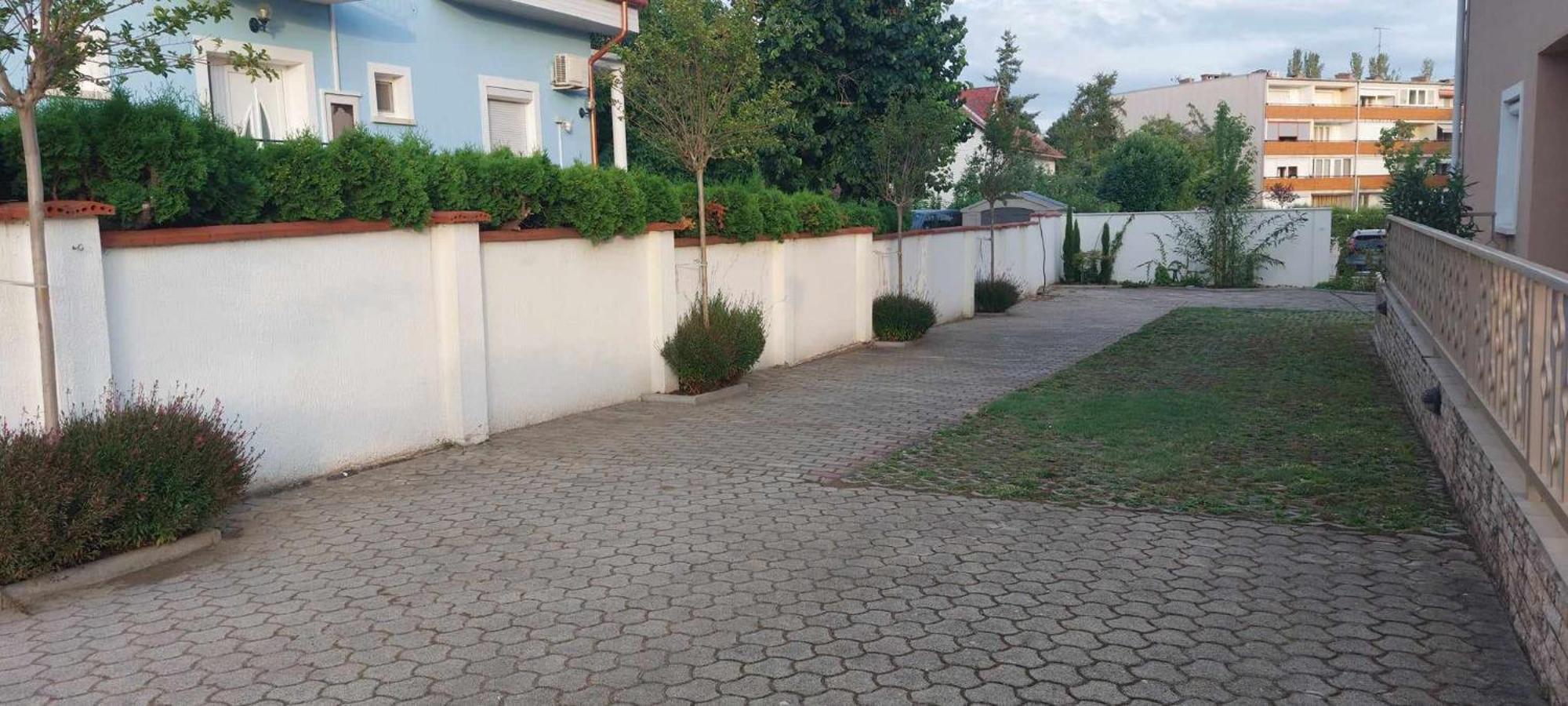 Siesta Apartmanhaz Balatonfuered Exteriér fotografie